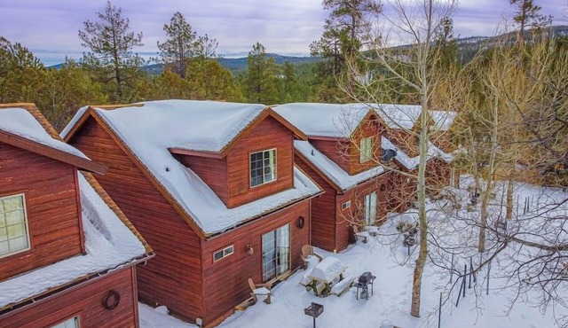 3 Cabins with Kitchens+Gameroom&Playground in Payson