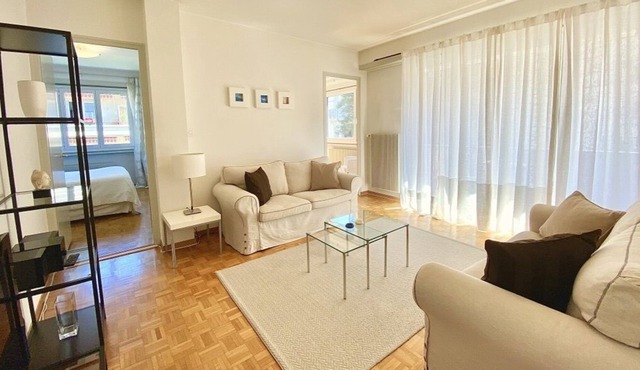 332 * Near the lake and city center ! in Lausanne