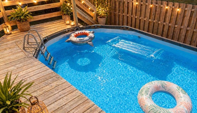 4 Ensuites Pool 4 Parking Outdoor dining and grill