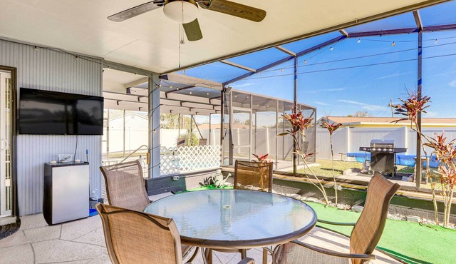 4 Mi to Historic Dtwn Venice: Home w/Heated Pool!