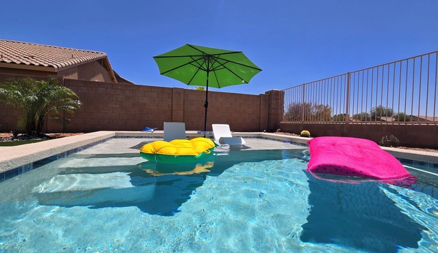 4BR Golf Course Retreat with NEW Heated Pool, Located on the Duke! in Maricopa