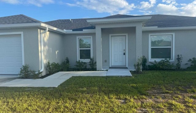 4BR Lehigh Acres Home Near Ft Myers & JetBlue Park