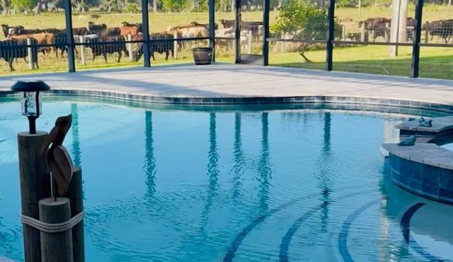 5.5 acre peaceful and private retreat in Okeechobee