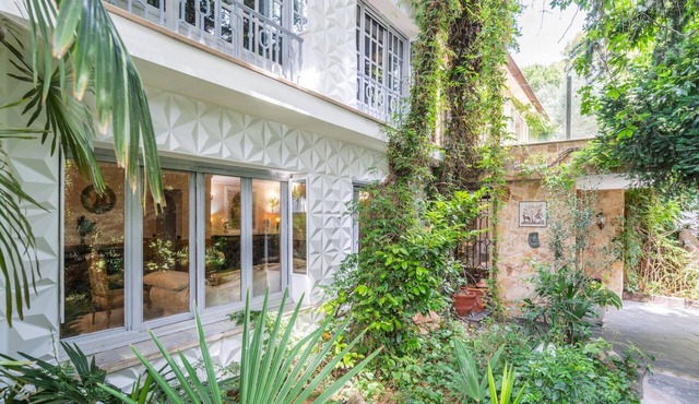 5-Suiten Madrid Villa Oasis, Schwimmbad-Spa, Fitnessraum, Club by Interhome in Madrid
