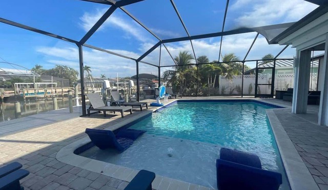 9 Sunview Pet Friendly Bayfront Pool Home Retreat