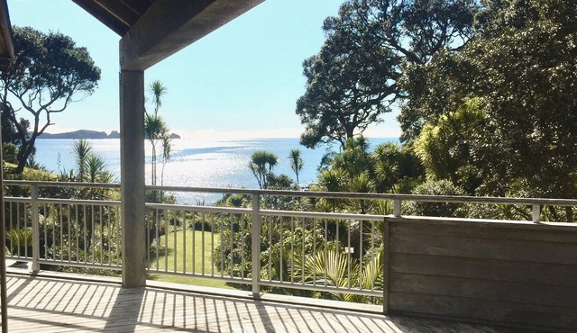 Absolute waterfront, private paradise. Native gardens, abundant bird life. in Whananaki North