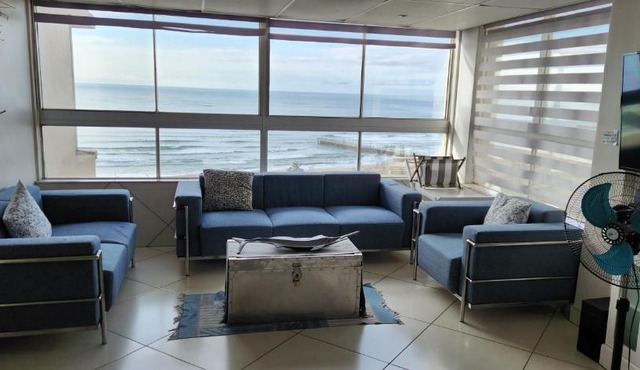 Accommodation Front - Classy 4 Sleeper with Ocean Views in Durban