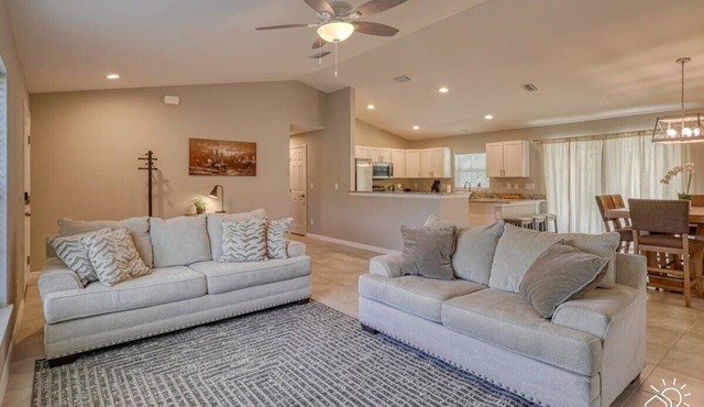 Affordable 3BR, 6ppl Stay | Beaches + Pool Nearby