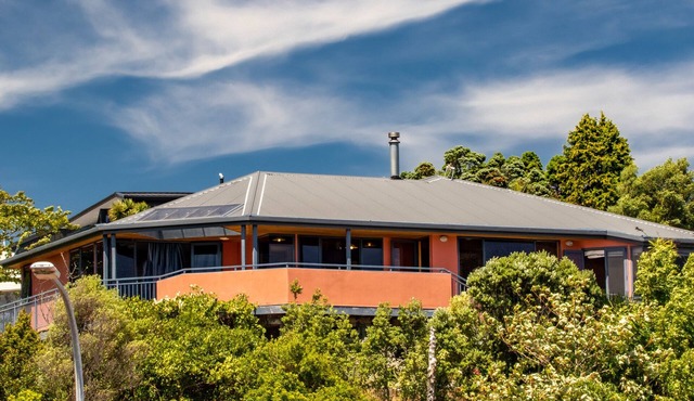 Aorere House - Collingwood Holiday Home in Collingwood