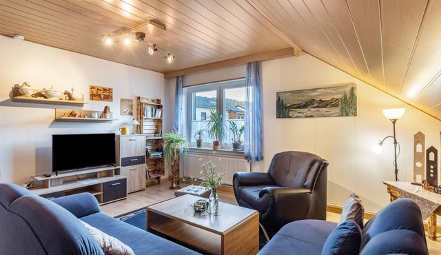 Apartment 'Ferienwohnung Desmecke' with Private Garden, Balcony and Wi-Fi in Olsberg