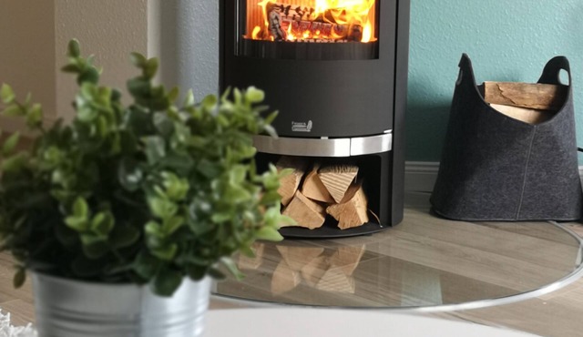 Apartment with 3 bedrooms, balcony and fireplace - perfect for couples/families in Fehmarn