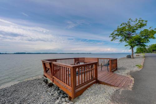 Apt on St Lawrence River in Cape Vincent! in Cape Vincent