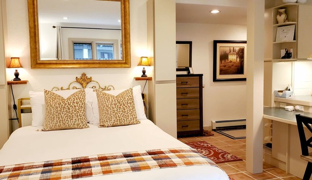 Aug 4 ,5 and 11, 12 now 150/nt. Vail Village. Parking. Walk to Ford Park in Vail
