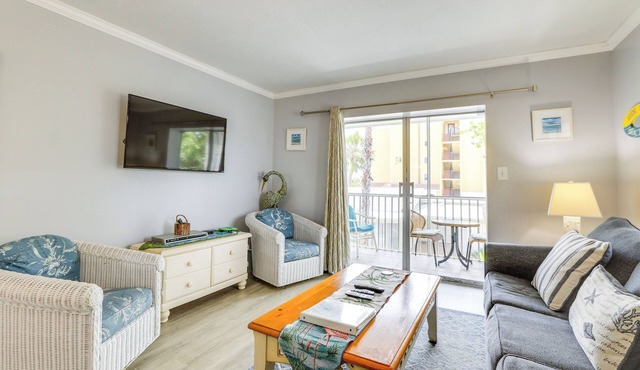 Beach & Pool Access: Gulf Coast Villa w/Balcony