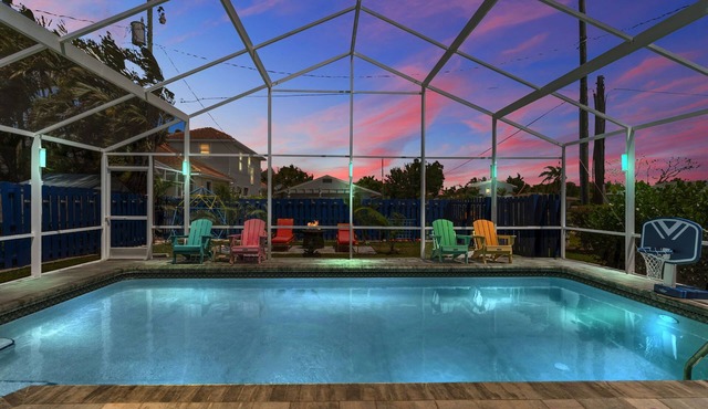 Beach Retreat w/Game Room & Bikes, Heated Pool
