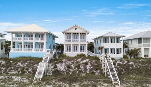 BeachFront Home + Guest Home, Private Pool & Beach in Carillon Beach