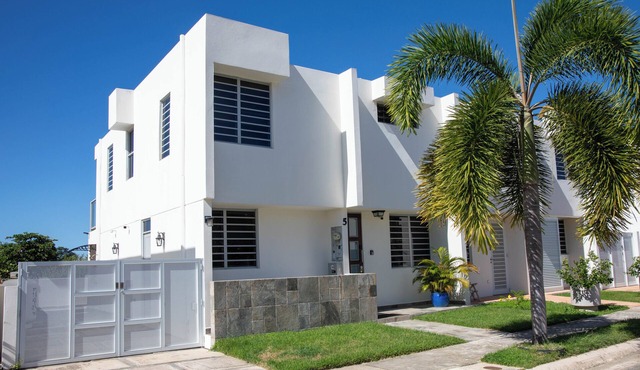 Beachfront in gated community with patio, balcony, pool, close to all in Rincón in Rincon