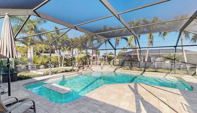 Beautiful, dog-friendly home with in ground pool, putting green & sundeck
