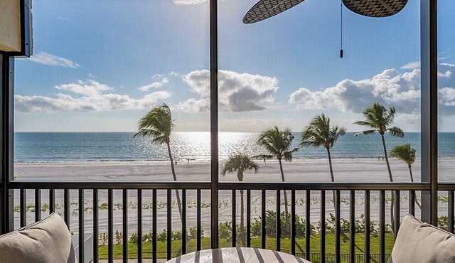 BEST ON THE BEACH! VILLA DEL MAR 402 BEACHFRONT ISLAND VACATION CONDO!