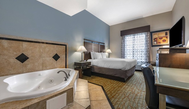 Best Western Plus Bradenton Gateway Hotel in Bradenton
