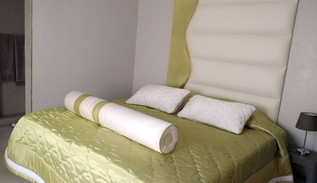 Blue bird 3 guest house, relaxing safe secure suite 5 min to beach in Kingsburgh