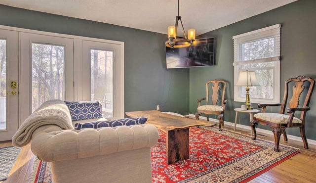 Blue Ridge Retreat w/Mountain Views & Deck in Mill Spring