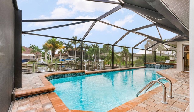 Boater's Delight | Gulf Access, Bikes, Kayaks, Pool Table, Heated Poo/Spa - Villa Blue Sky - Roelens