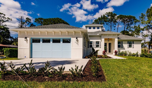 Brand New Paradise Pool Home Near Bonita Beach