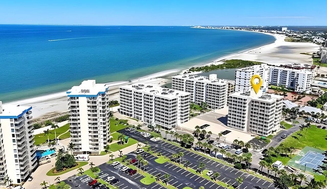 Breathtaking Beachfront Luxury 2BR Gulf-Front Oasis with Panoramic Views