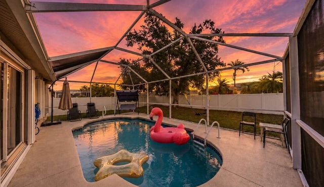 Cape Coral Oasis |Pool | Fire Pit | GameRoom