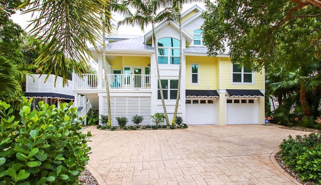 Captiva Village Home