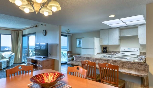 Charming 2-bedroom resort in fabulous Indian Rocks Beach with AC in Indian Rocks Beach