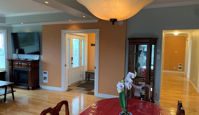 Charming 3-bedroom house with WiFi and AC in Bay Roberts in Bay Roberts