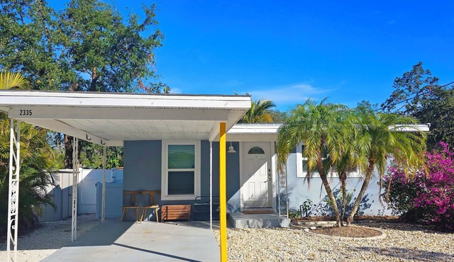 Charming 3-bedroom house on Legacy Trail in fabulous Downtown Sarasota