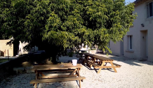 Chez Papy Ferme Restaurée in Richerenches