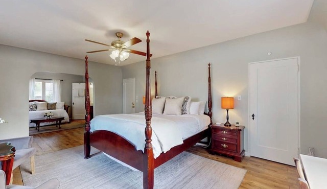 Classic beach suite 1 block to ocean - fireplace, lovely patio, near downtown in Santa Barbara