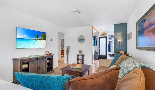 Close to downtown, Game room & PURPLE(r) beds