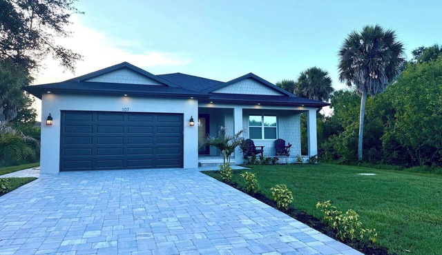 Coastal Golf Retreat | Minutes to Beaches & Dining
