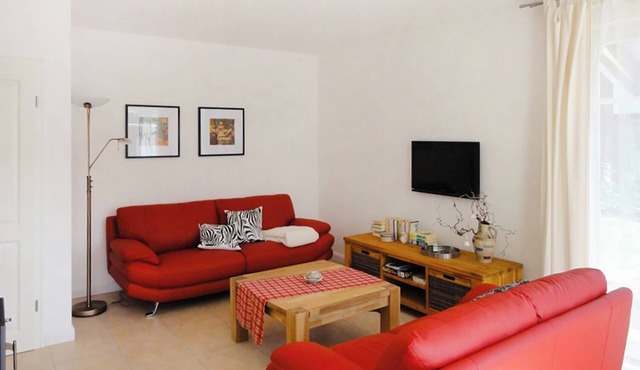 comfortable holiday home in Wieck, fireplace, sauna, Wi-Fi, garden, 2 terraces in Wieck Darß