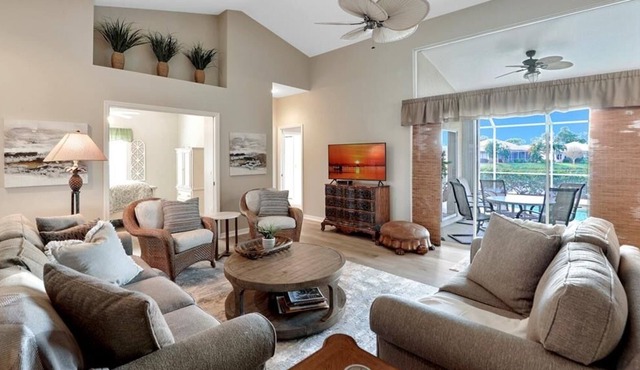 Completely Remodeled Private Home in Lely with Pool (sleeps 6)