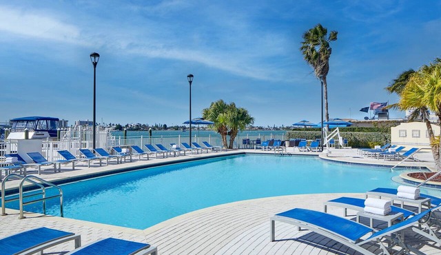 Courtyard St. Petersburg Clearwater/Madeira Beach in Madeira Beach