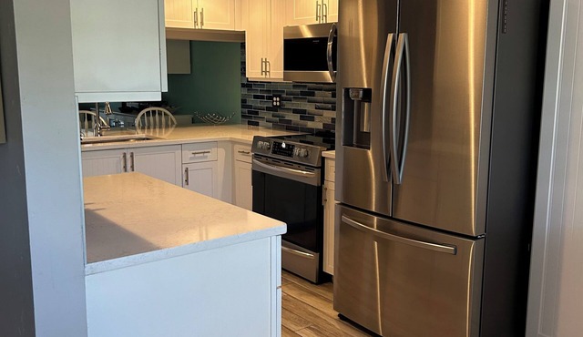 Cozy 2-bedroom and Den condo in perfect Estero with AC beautiful view