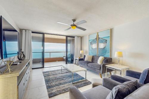 Crescent Beach Club I 12D