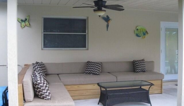 Delray Beach Heated Pool Home 4 King Bedrooms/3 Full Bathrooms Sleeps 8 Adults in Delray Beach