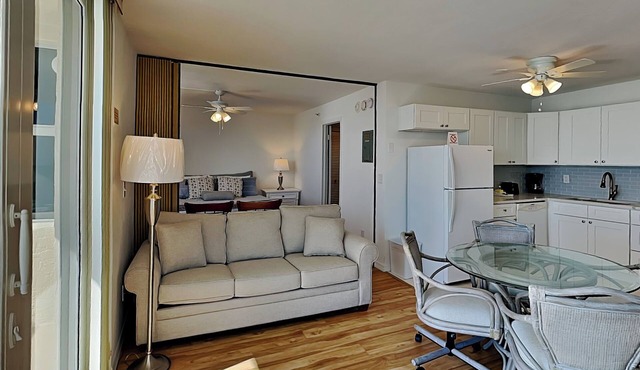Estero Beach & Tennis by Distinctive Beach Rentals