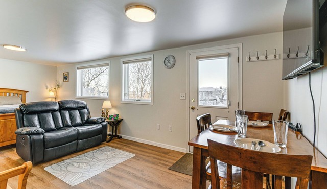 Executive Home, Fabulous Views of Denali to Anch in Eagle River