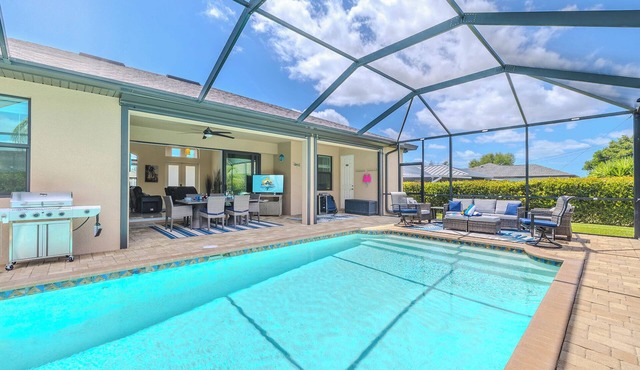 Explore A Modern Oasis — Your Private Slice of Southwest Florida Paradise
