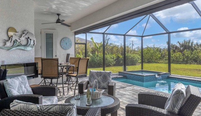 🥇 Extraordinary 3bd villa with a home office (CH937)