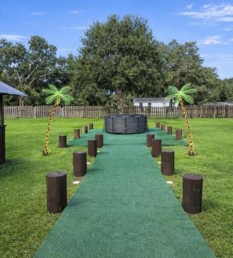 Family Country Retreat w Pool, Games & Fire Pit