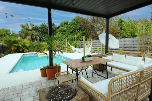 Family Friendly Coastal Escape with Pool and Game Room
